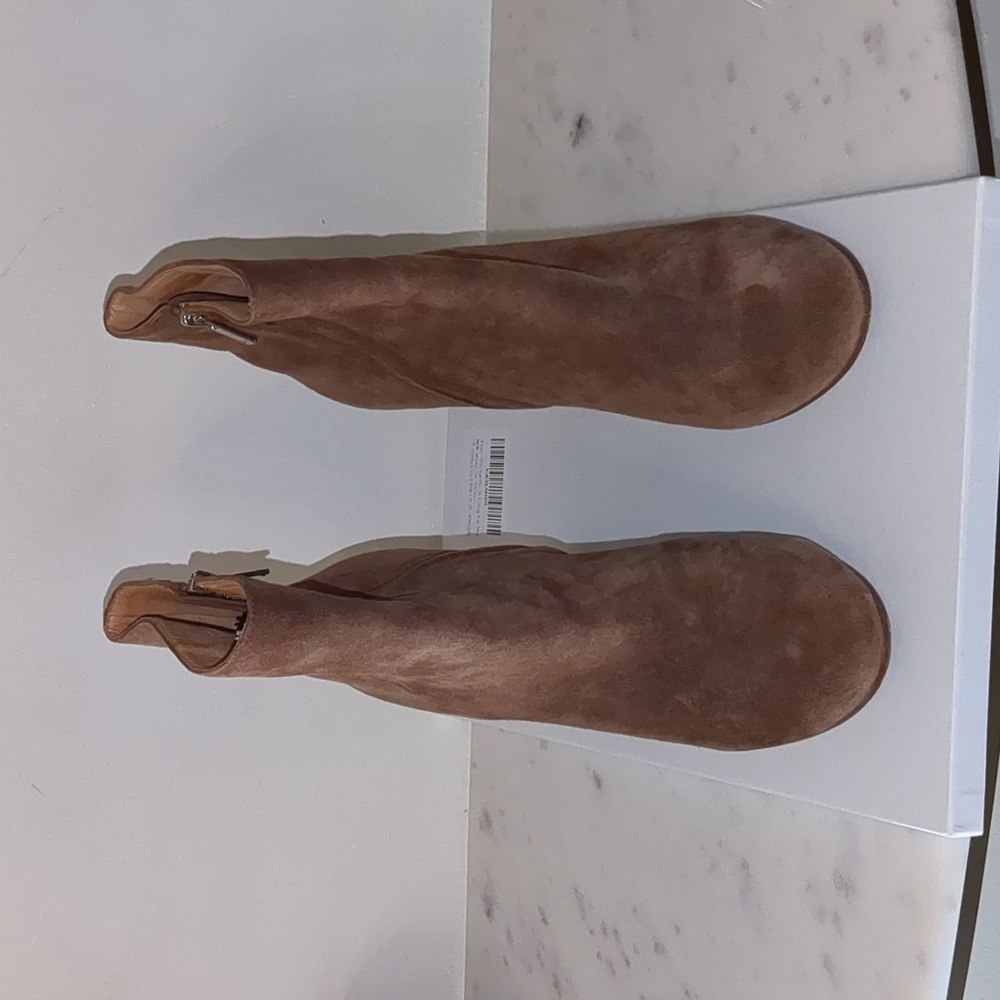 Joie Boots
